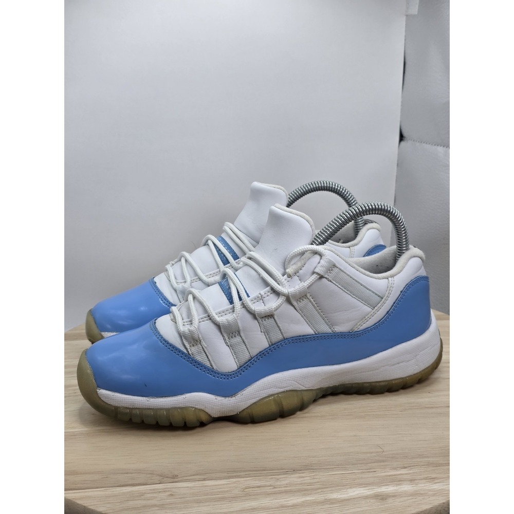 Womens Size 6.5 - Air Jordan 11 Retro Low University Blue UNC 528896-106 GS 5Y